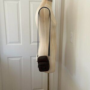 SPACE MATE brown leather crossbody bag with adjustable strap